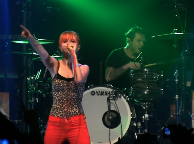Paramore spielten neue Single „Renegade“ erstmals öffentlich