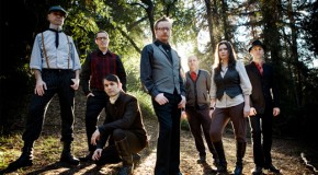 Flogging Molly spielen im August in Herford